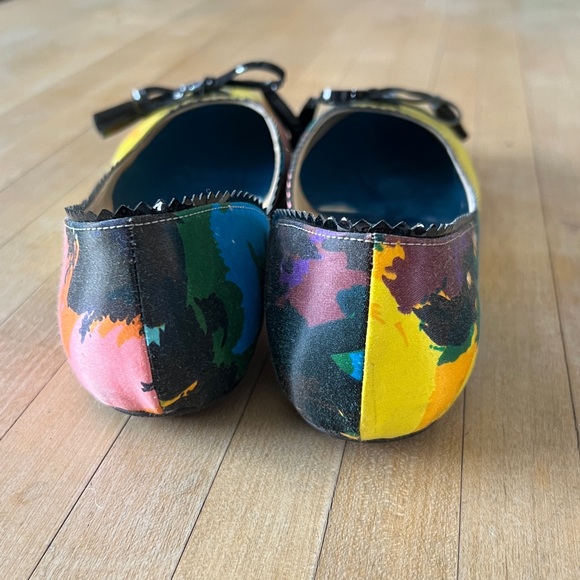 Colorful Women's Flats with Bow Detail - Picture 4 of 8